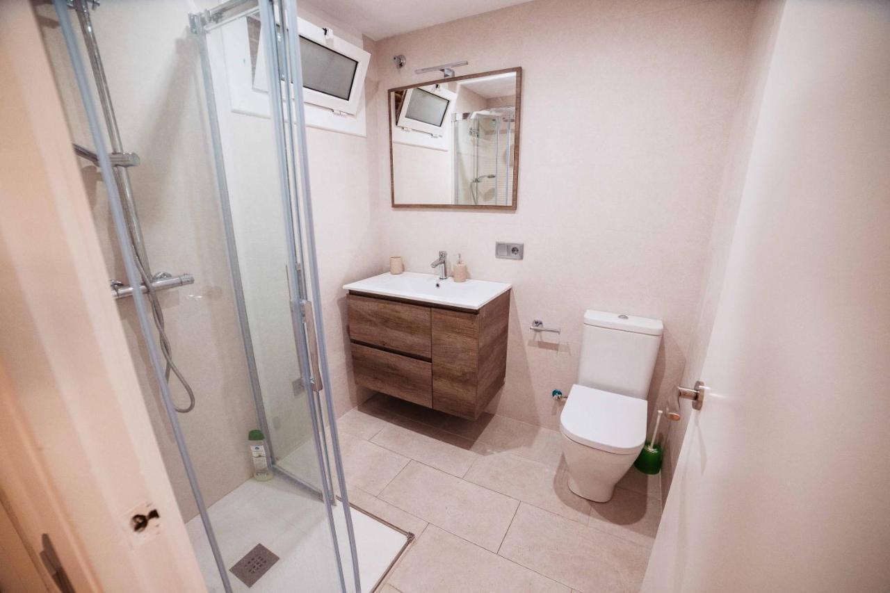 Apartamento Reformado A 2 Minutos De La Playa En Calella! カレリャ・デ・パラフルジェリ エクステリア 写真