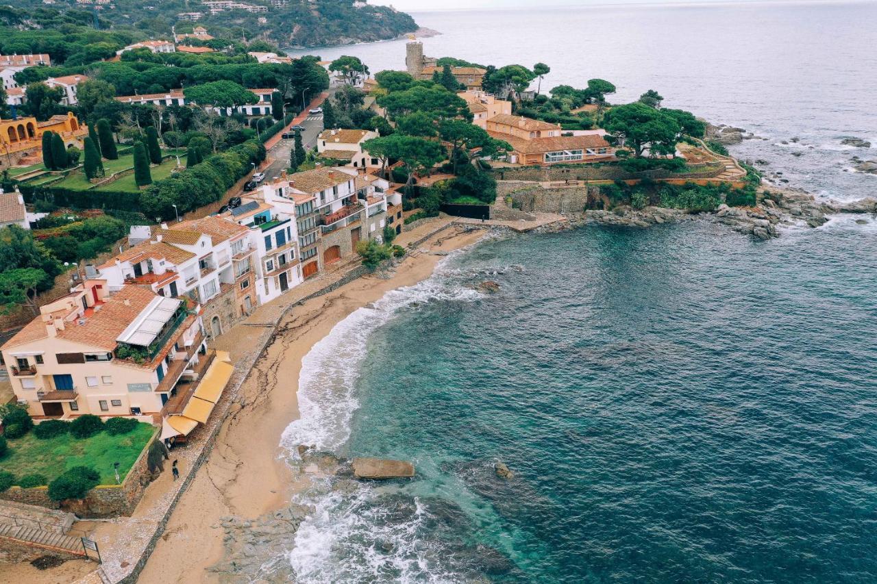 Apartamento Reformado A 2 Minutos De La Playa En Calella! カレリャ・デ・パラフルジェリ エクステリア 写真
