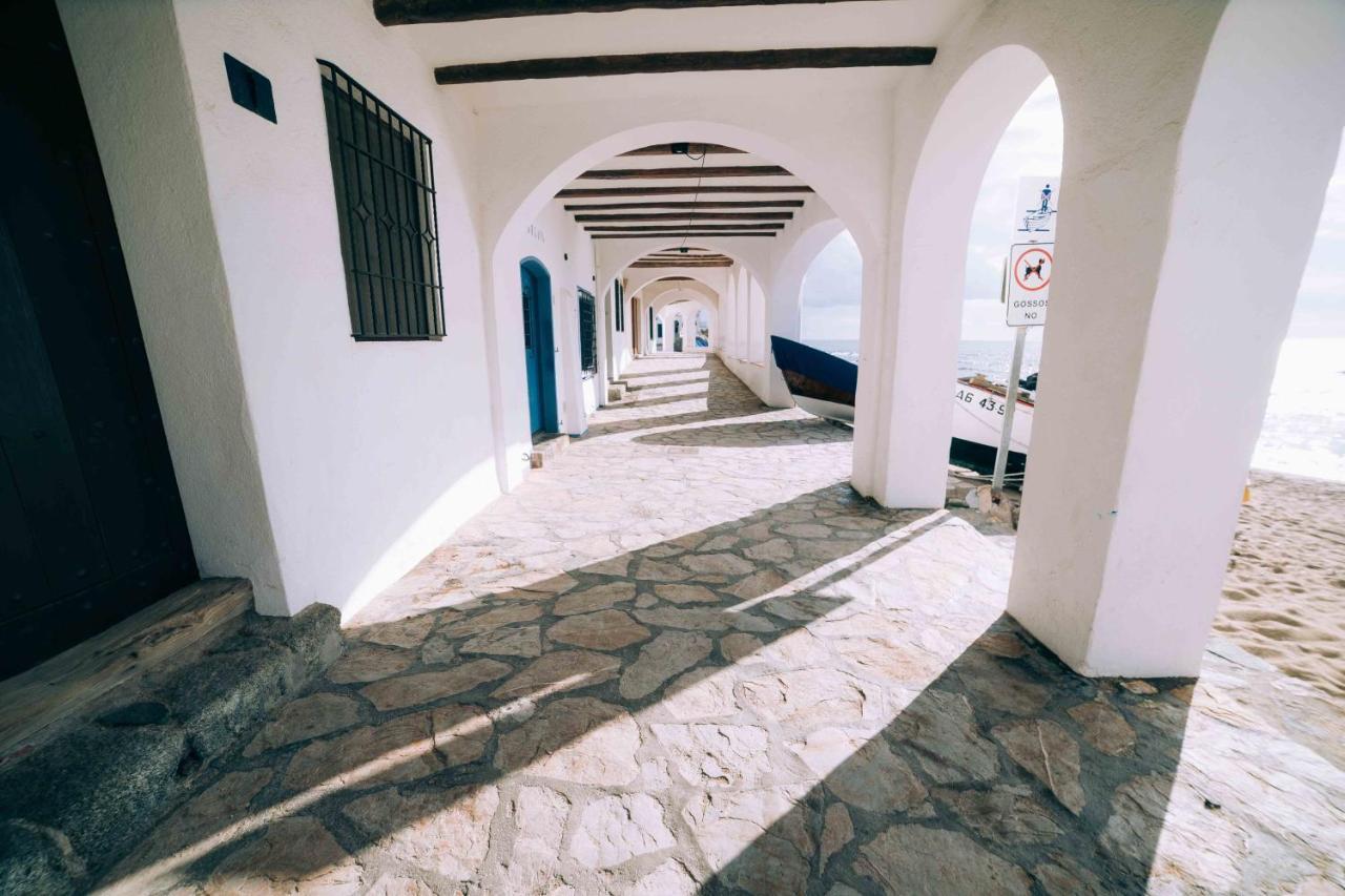 Apartamento Reformado A 2 Minutos De La Playa En Calella! カレリャ・デ・パラフルジェリ エクステリア 写真