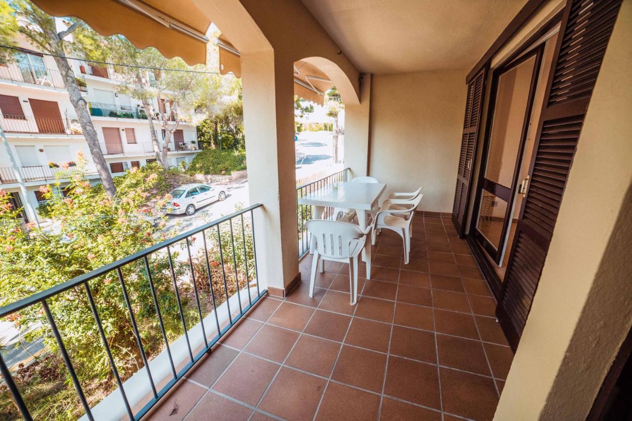 Apartamento Reformado A 2 Minutos De La Playa En Calella! カレリャ・デ・パラフルジェリ エクステリア 写真